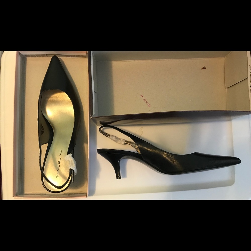 Bandolino sling-back shoes